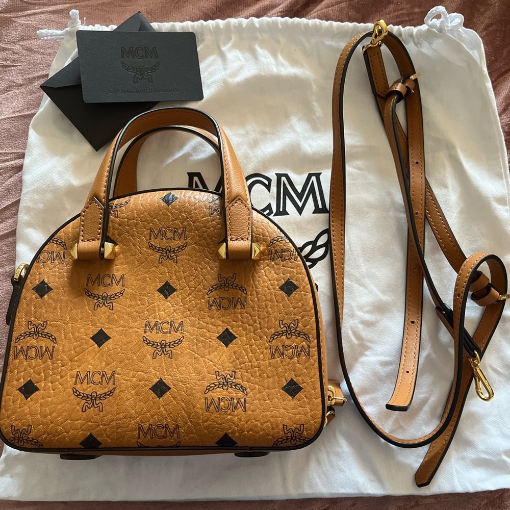 MCM mini moon bag